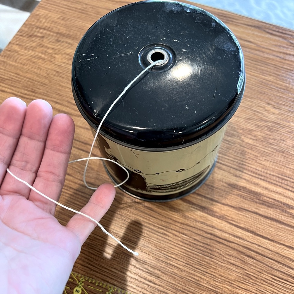 Vintage string holder - Picture 5 of 7